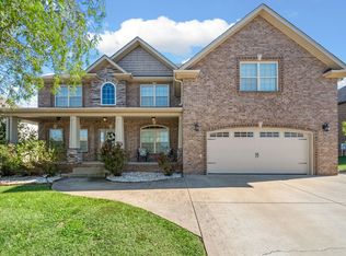 591 Larkspur Dr, Clarksville, TN 37043