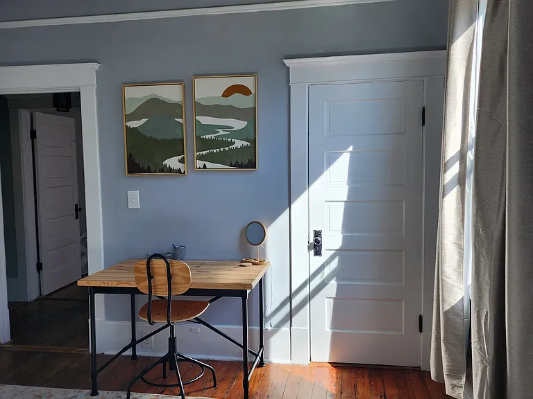 311 E 40th St #1/2 — Photo 8