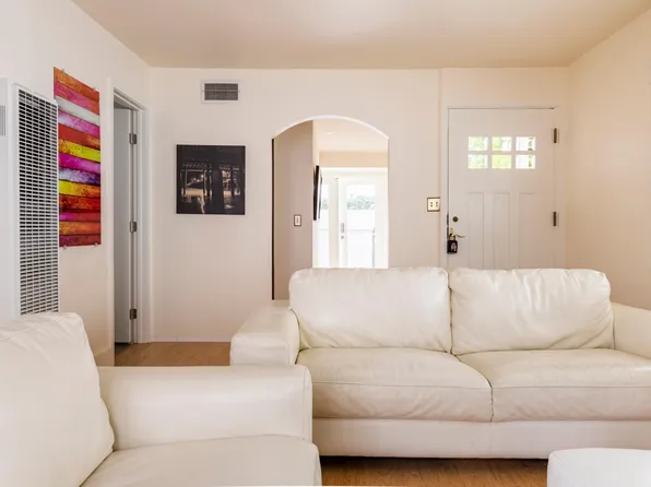 245 Windward Ave, Venice, CA 90291