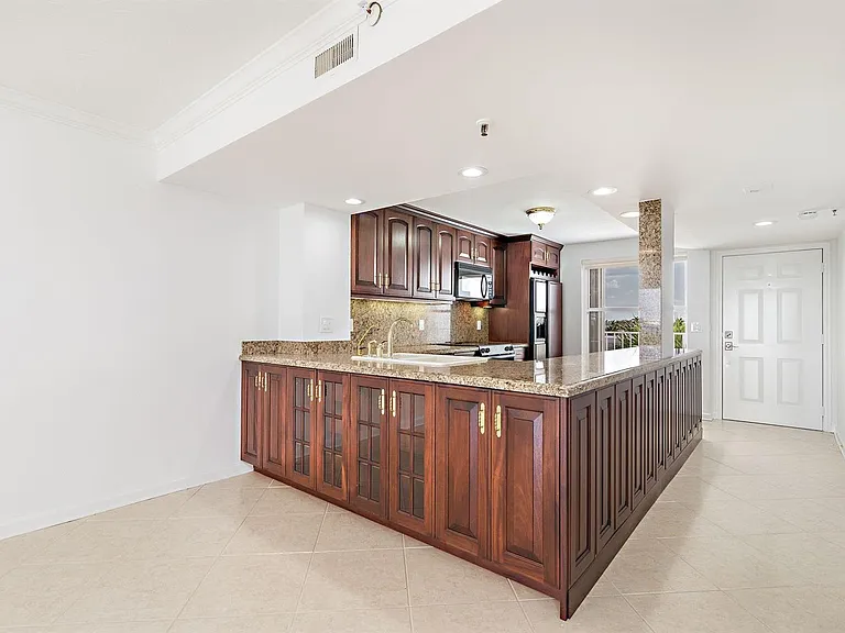 3901 S Flagler Dr #505 — Photo 12