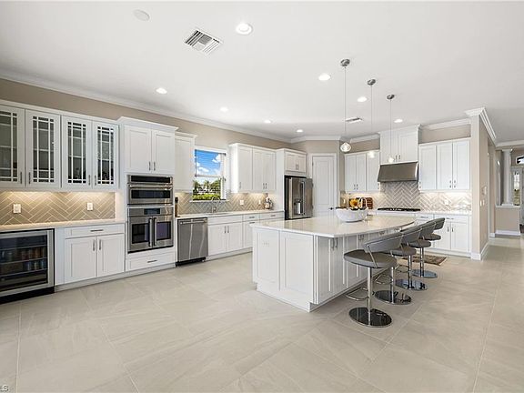 4th image of 11571 Canal Grande DR