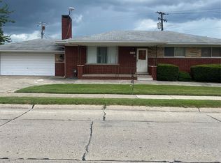 21700 Wilmot Ave, Eastpointe, MI 48021