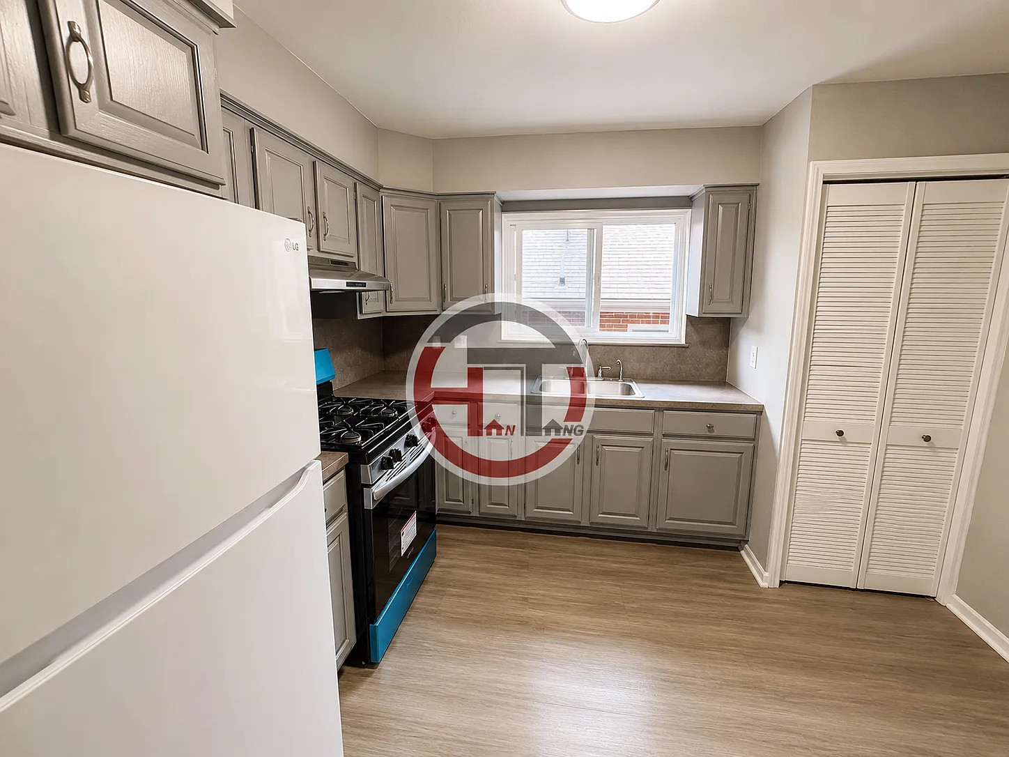 3 bed, 960 sqft, $3,000 — Photo 1