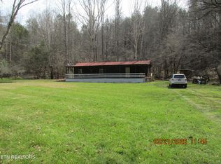 4902 Bogard Rd, Cosby, TN 37722
