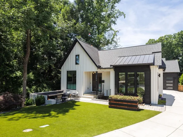 116 W Augusta Pl #B, Greenville, SC 29605