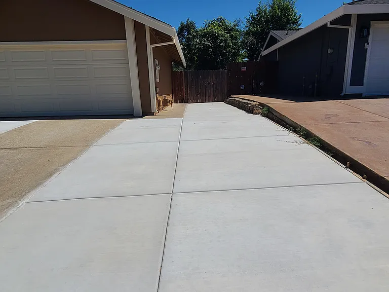 619 Willow Creek Dr — Photo 20