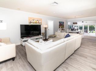 838 Harrison St, Hollywood, FL 33019