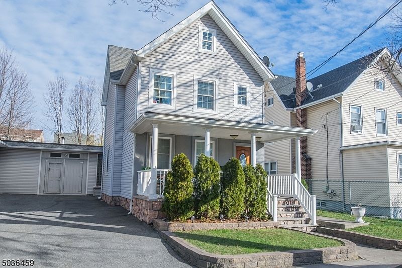 1st image of 78 Bogart Ave
