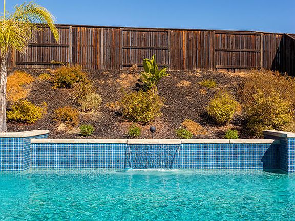 2nd image of 526 Montecito Ct