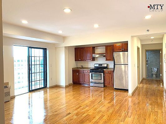 1st image of 58-28 44th Ave #11C