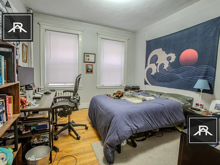 231 Kelton St #4 — Photo 6