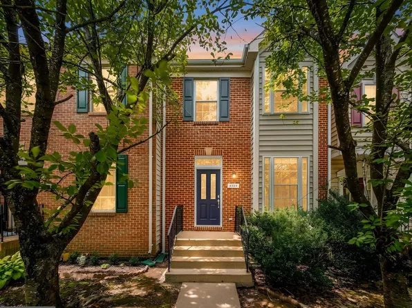 4604 Deerwatch Dr, Chantilly, VA 20151
