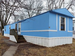 22 Williamson, Edwardsville, KS 66113