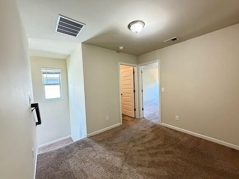 209 Emporia Loop — Photo 29