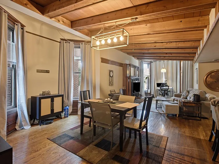 1128 W Diversey Pkwy #1-F — Photo 10