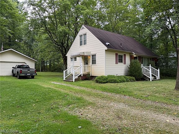 5th image of 3598 Easton Rd
