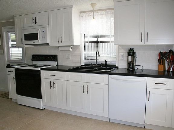 4th image of 531 Natalie Dr