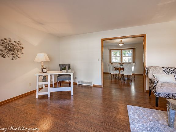 Small office area in the living room. Great way to have a first floor office area.