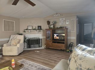 4892 Bettina Dr, House Springs, MO 63051