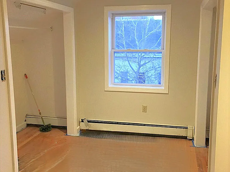 126 Cross St #4 — Photo 9