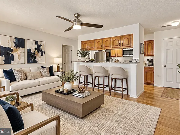 12236 Ladymeade Ct APT 201, Woodbridge, VA 22192