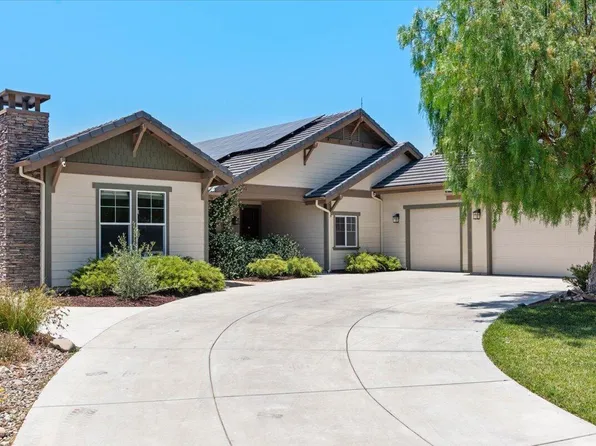 1241 Sawleaf Ln, Solvang, CA 93463