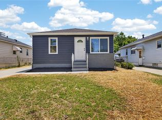 11709 Guardian Blvd, Cleveland, OH 44135