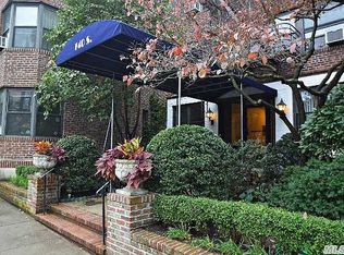 140 S Middle Neck Rd APT 2E, Great Neck, NY 11021