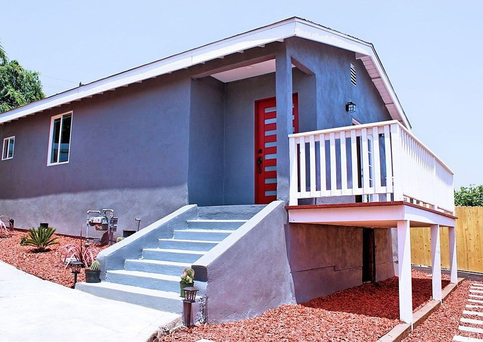 1st image of 3441 N Figueroa St