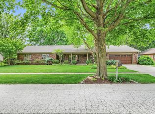 3307 Lakeshore Dr, Champaign, IL