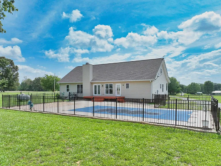 4616 Woodrow Wilson Rd — Photo 22