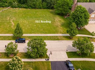 555 Reading St, Bartlett, IL 60103