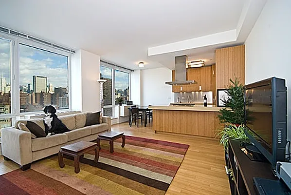 Sold by Nest Seekers International | media 1