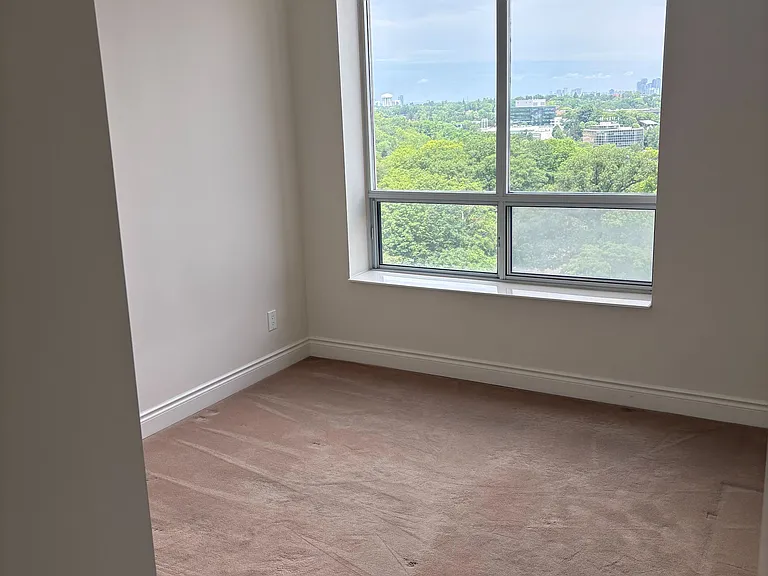 1101 Leslie St #1106 — Photo 18