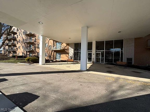 2nd image of 3675 Clague Rd Unit 409