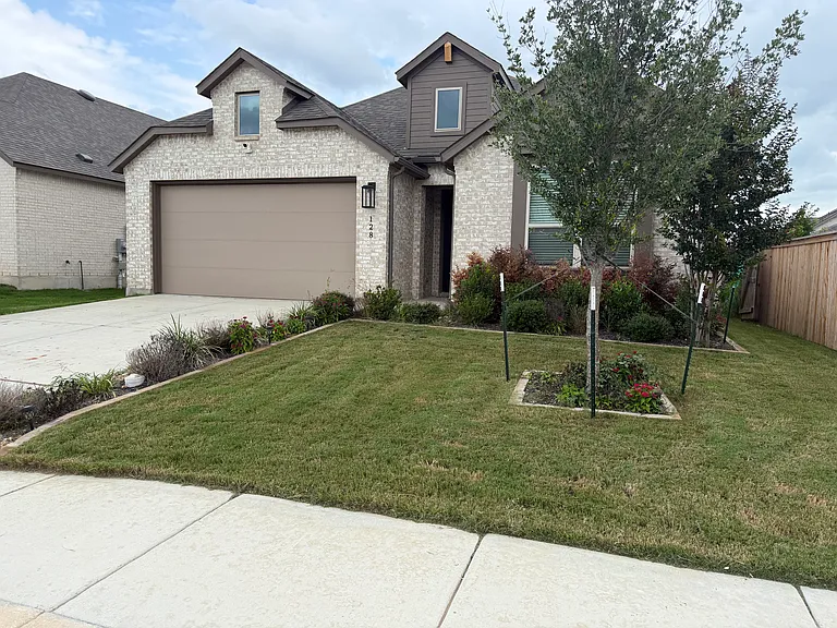 128 Red Oak — Photo 37