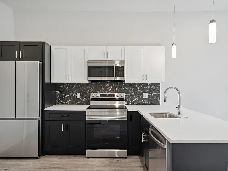 Hightop Germantown - Sparrow House — Photo 17