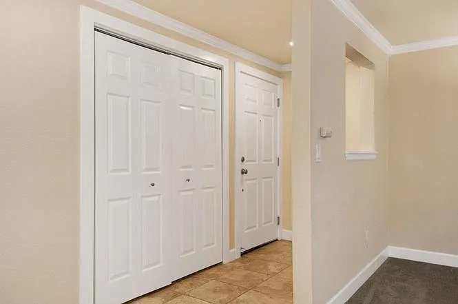 7929 SW 40th Ave #B — Photo 2