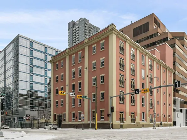 535 10th Ave SW #303, Calgary, AB T2R 0A8