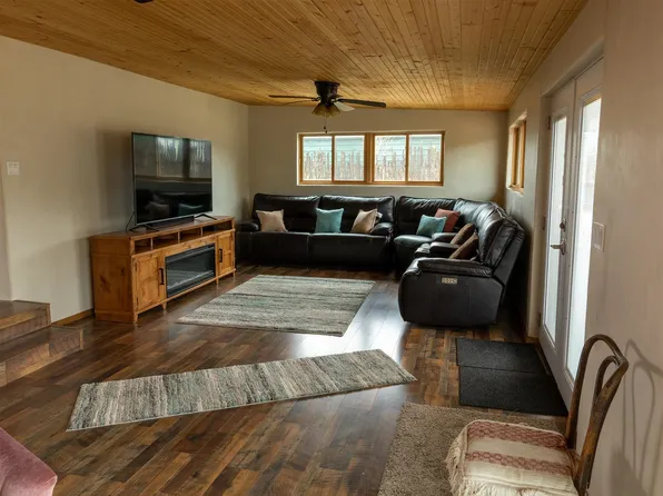 150A Maestas Rd, Taos, NM 87571