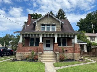 217 E Main St, Sophia, WV 25921