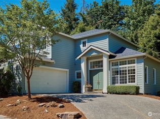 9038 NE 160th Pl, Kenmore, WA 98028