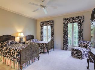 2941 Chevy Chase Dr, Houston, TX 77019