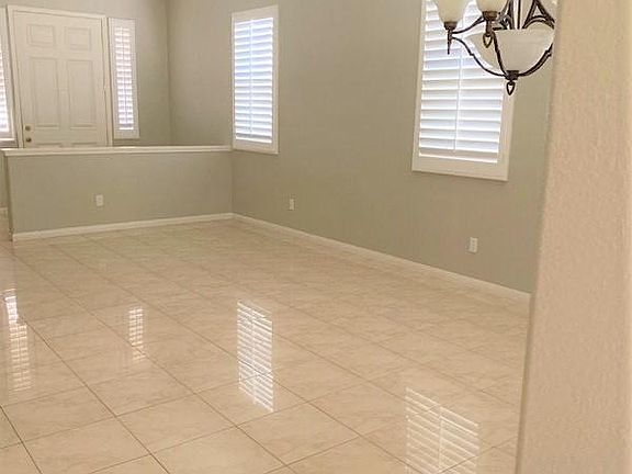 2nd image of 28464 Hidden Hills Dr