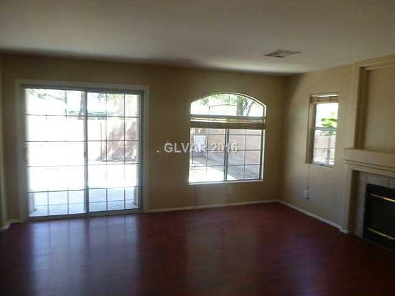 3rd image of 5676 Ness Ave
