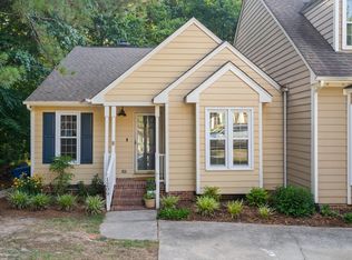 1209 Cranebridge Pl, Chapel Hill, NC 27517