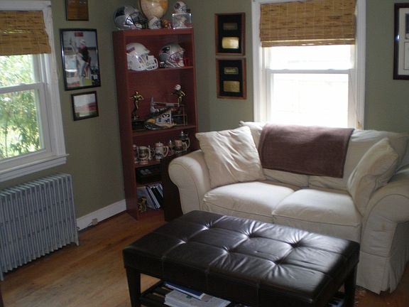 3rd Downstairs Bathroom