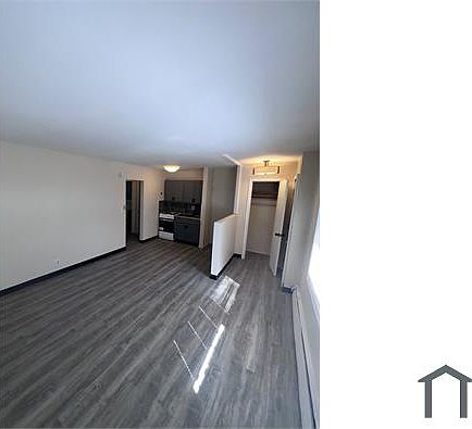 1st image of 1952 Maryland Ave E #16