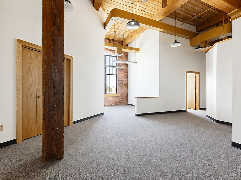 2 Storer St #405 — Photo 2