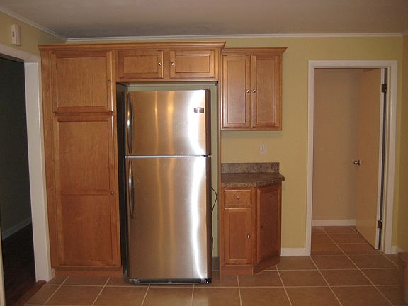 more of the large eat-in kitchen